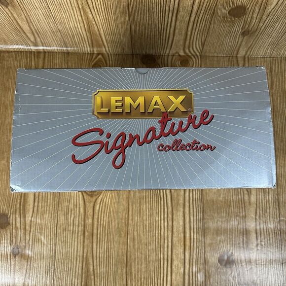 Lemax Village Collection Caddington Village Bradley Academy of Arts Building - Picture 4 of 16